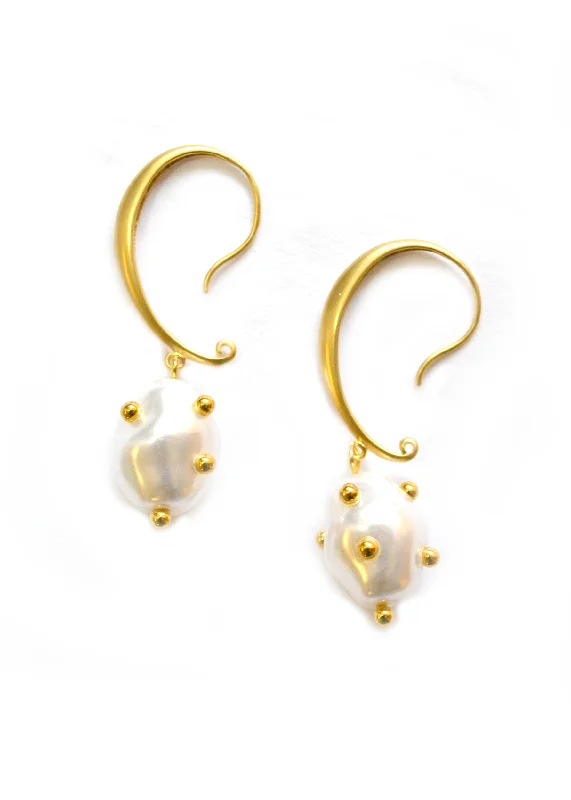 Hoop earrings with polished silver finish for a shiny, modern appeal-Gisela