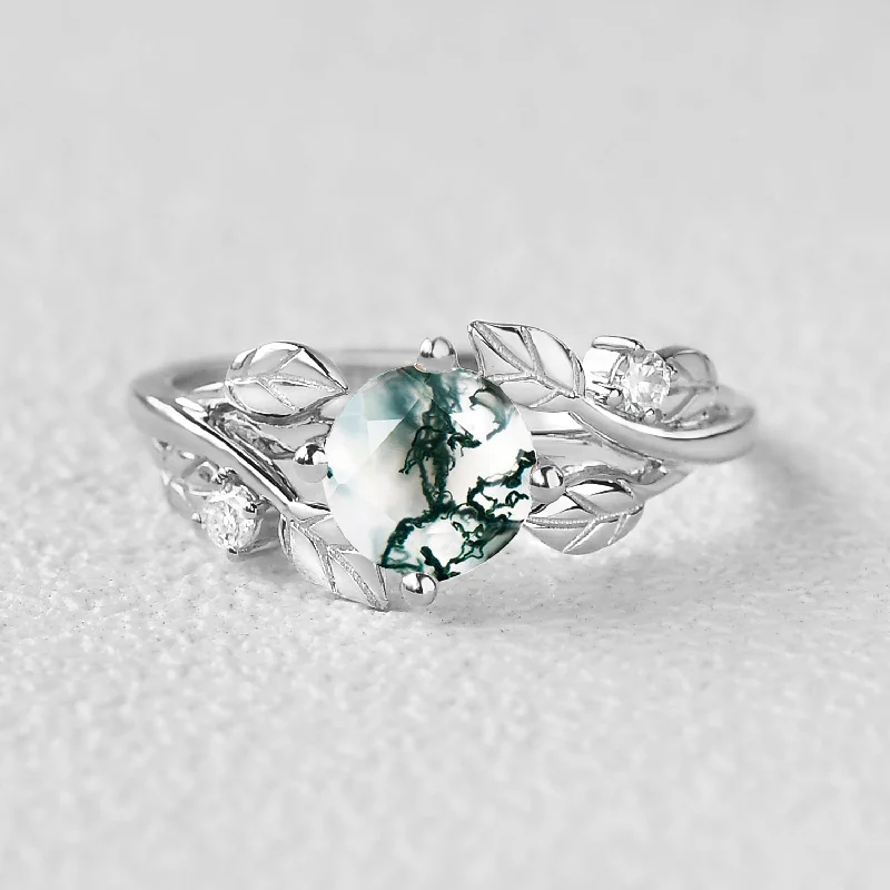 Engagement rings with rough opal for texture -Round Shaped Leaf Moss Agate Engagement Ring - Gardenia