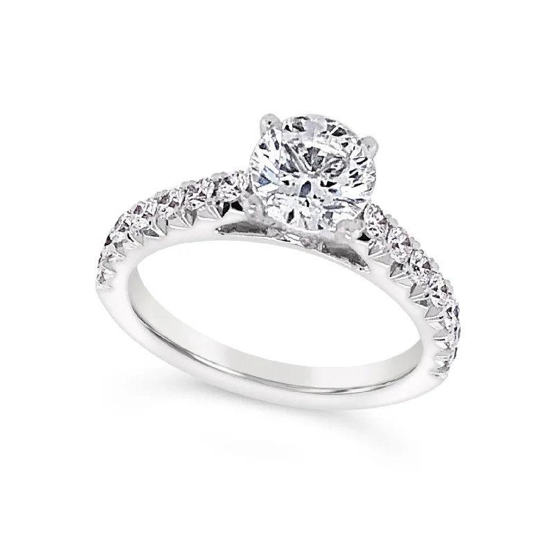 Engagement rings with classic round sapphire brilliance -Single Row Diamond Engagement Mounting