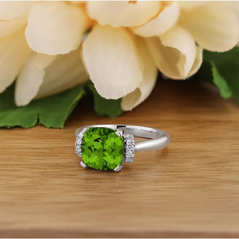 Rings with adjustable bands for perfect fit -Auriya Unique 3 3/8ct Cushion-cut Peridot and Diamond Engagement Ring 1/5cttw 14k Gold