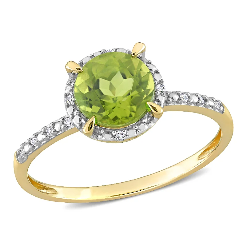 Rings with peacock ore for iridescent glow -Mimi & Max 1 1/2ct TGW Peridot Halo Ring with Diamond accents in 10k Yellow Gold