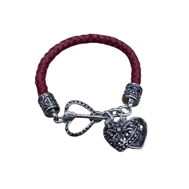 Best bangle bracelets with intricate filigree patterns for an elegant and detailed finish-Bracelet Designer By Brighton