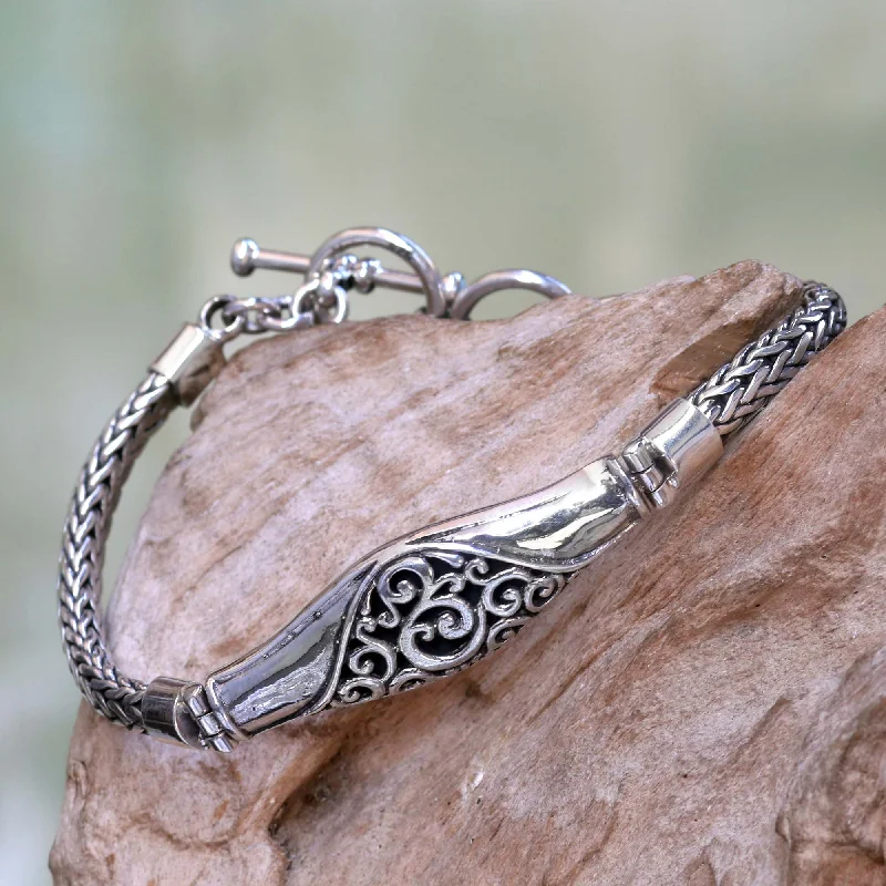 Elegant bangle bracelets with diamond-shaped stones for a sophisticated look-Magnificent Wave Sterling Silver Naga Chain Bracelet from Bali