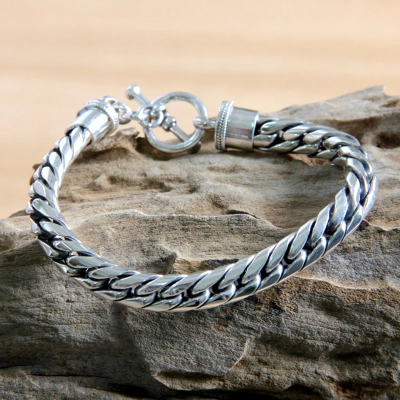 Minimalist bangle bracelets with a thin profile for a sleek and subtle appearance-Silver Choices Men's Sterling Chain Link Bracelet