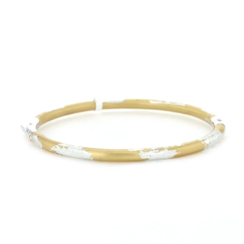 Simple gold bangle bracelets with smooth finishes for a classic and elegant style-Silver Foiliage Bangle Bracelet